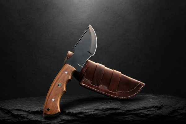 Tracker Knife High Carbon Tracker knife High carbon steel blade